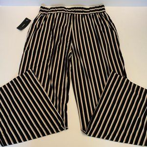NEW WITH TAGS Robert Lewis Black, White, and Gold Stripe Women Pants Size Large